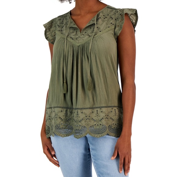 Style & Co. Eyelet Short-Sleeved Blouse (Still in package!) - Picture 1 of 3